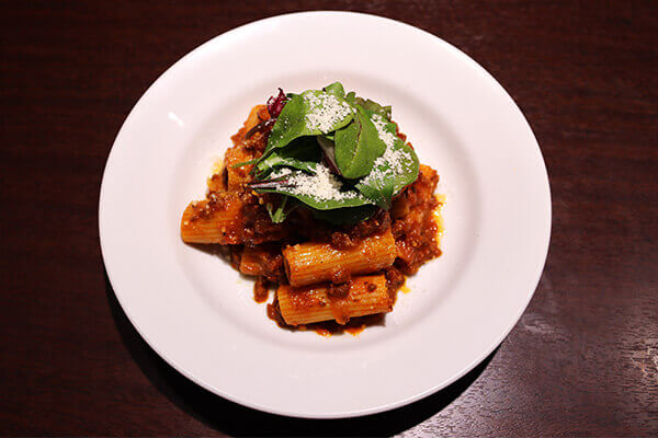 牛肉とポルチーニのボロネーゼ
～パスタ リガトーニ～　¥1,760